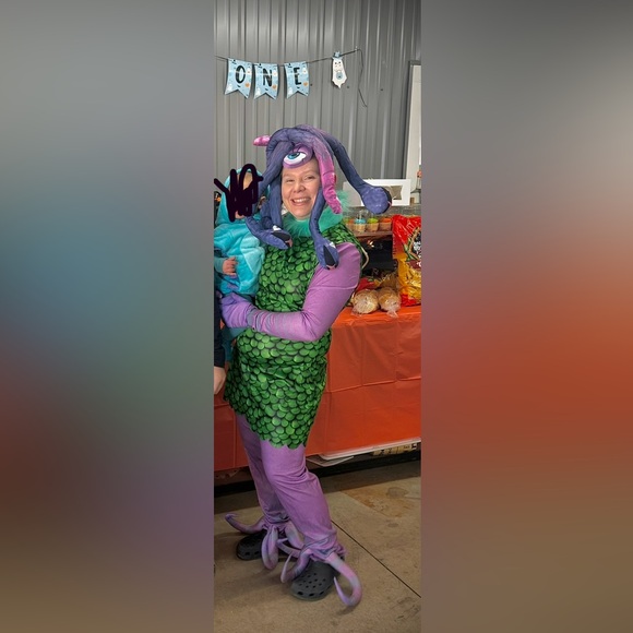 Celia Monsters Inc Costume - Picture 6 of 6